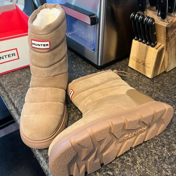 New Hunter Women’s Maribel Lug Sole Insulated Waterproof Snow Booties Boots Tan - Picture 11 of 15